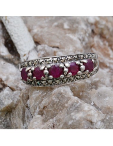 Anello incastonato con Rubini e Marcassite in argento 925%o Sterling Silver Anello thailandese
