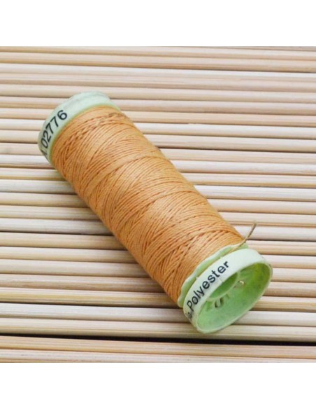 Filo Gutermann Asole 30 poliestere 0,3 mm 30 mt 1pz col.300 - Gioie d'Oriente