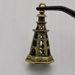 ciondolo forma faro 18 x 40 mm in metallo  PER BIGIOTTERIA