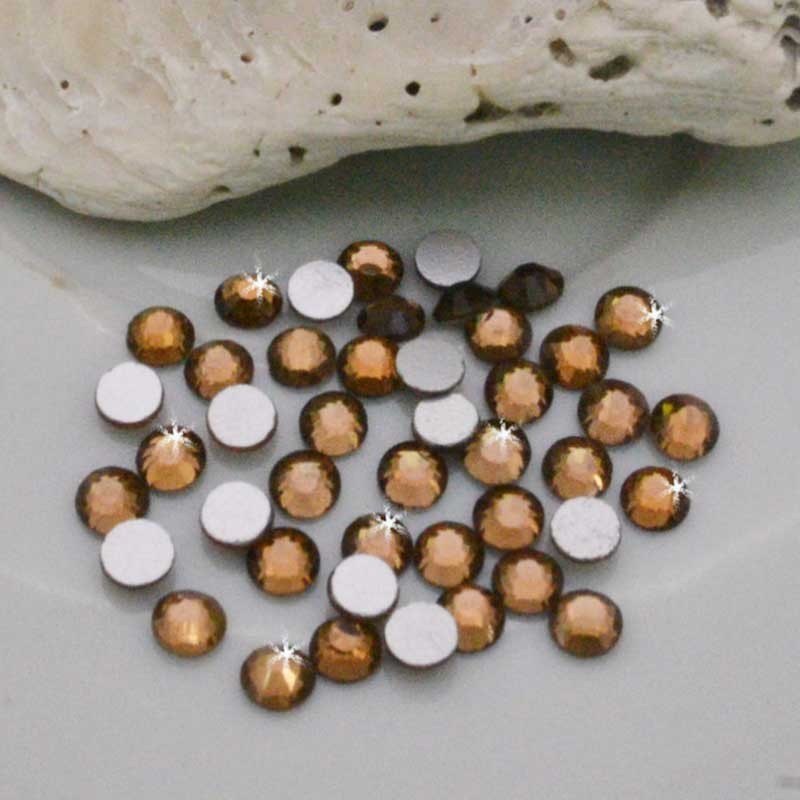 Strass con base piatta da incollo colore marrone chiaro 100pz | GDO