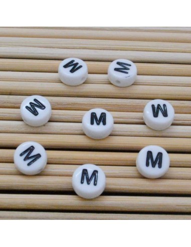 Perline lettera M scritta nera plastica bianca 7mm 12pz Bigiotteria GDO | Gioie d'Oriente