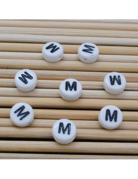 Perline lettera M scritta nera plastica bianca 7mm 12pz Bigiotteria GDO | Gioie d'Oriente