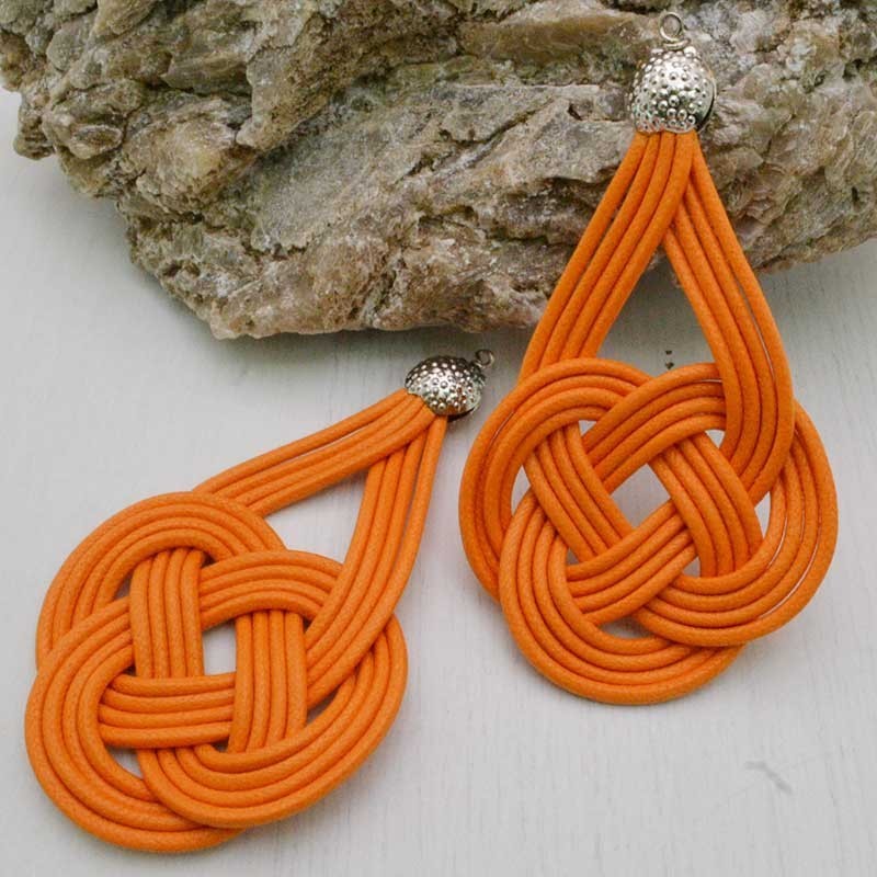 base nodo cinese per orecchini  CORDINO CERATO col giallo arancio per tuoi gioielli