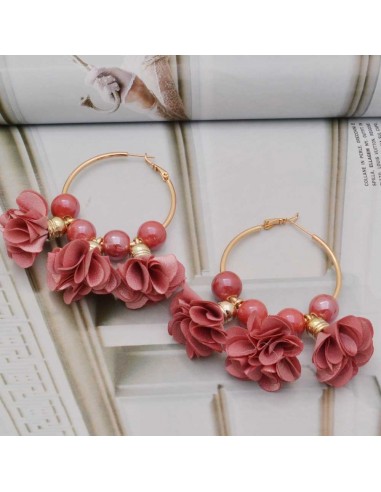 Orecchini fiori in raso col rosa fucsia Cerchio anello oro 45 mm con perle in ceramica
