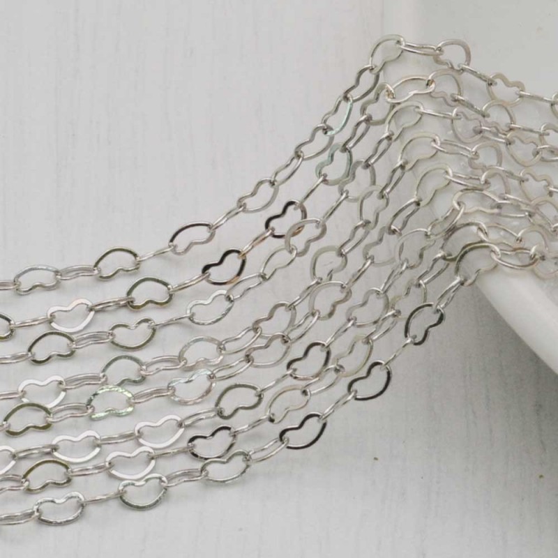 Catena maglia cuore in ottone anelli piatti saldati 3 x 4.2 mm 1 mt Gioie d'Oriente