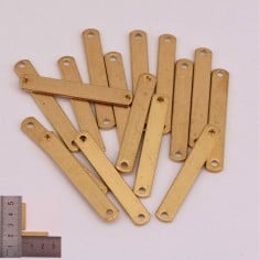 Ciondoli connettori targhetta in ottone oro da incidere 25x4 mm 3pz Gioie d'Oriente