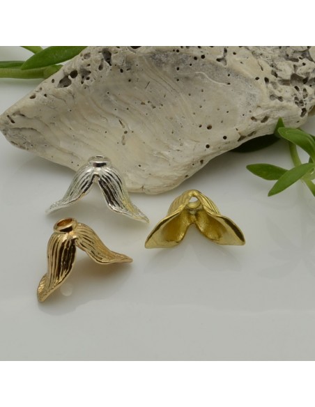 Copriperla fiore in ottone oro 12x20mm Gioie d'Oriente