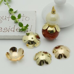 Copriperla fiore liscio ottone 16mm Gioie d'Oriente