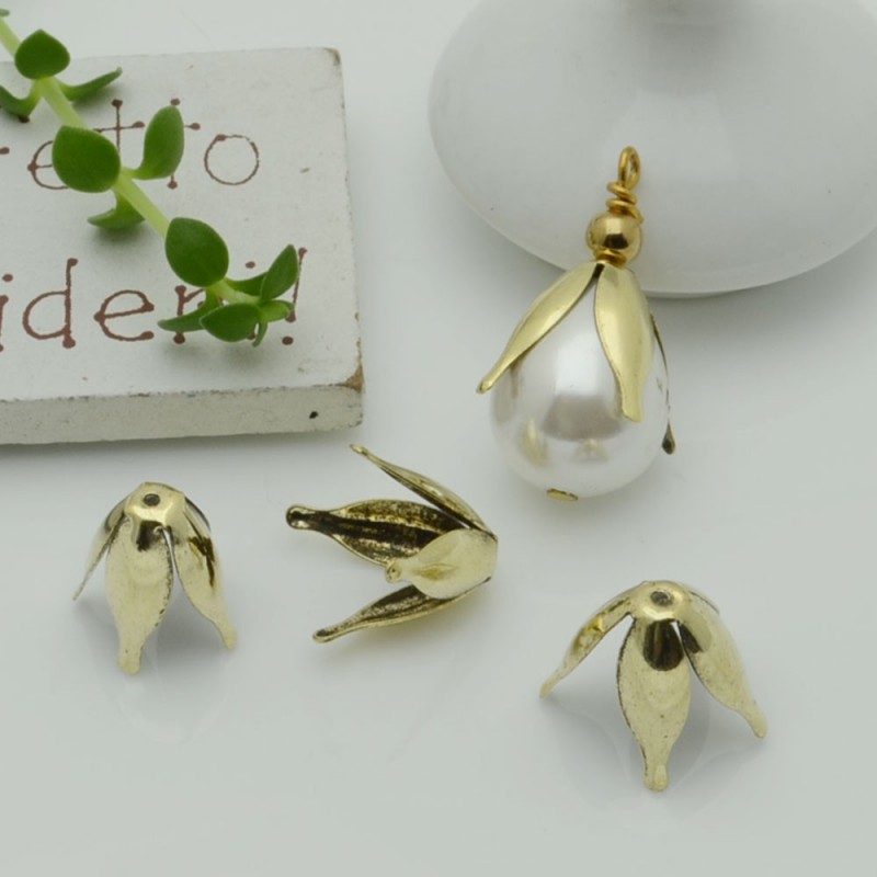 Copriperla fiore liscio ottone 12x10mm Gioie d'Oriente