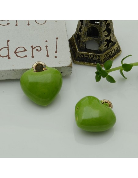 Ciondoli cuore bombato smaltato in ottone 13 mm 2pz Gioie d'Oriente