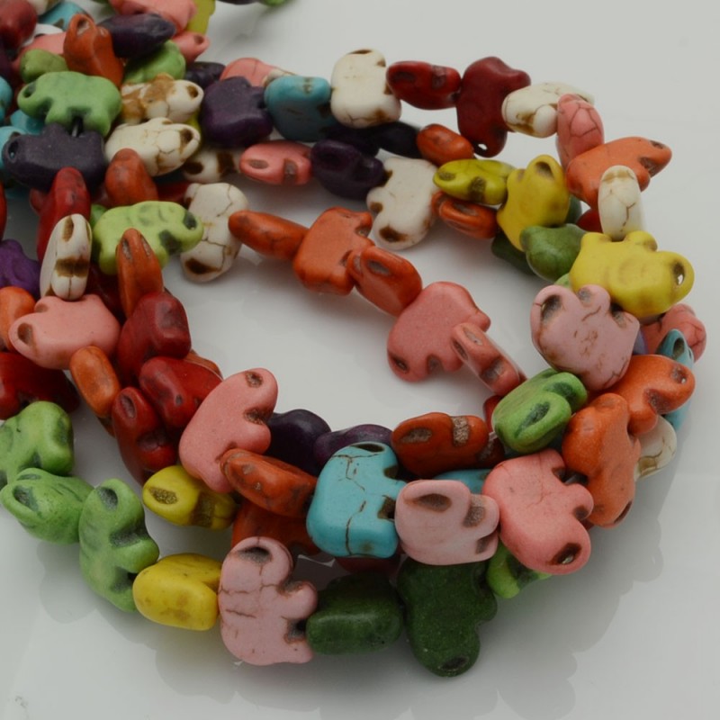 filo pietre Howlite tinte forma elefante 10x14mm filo 40 cm circa | GDO