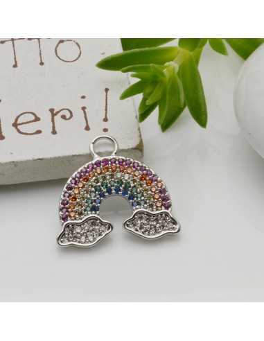 Ciondolo arcobaleno in ottone argento con zirconi arcobaleno 16x17,5 mm 1pz Gioie d'Oriente
