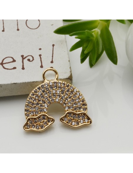 Ciondolo arcobaleno in ottone oro con zirconi trasparenti 16x17,5 mm 1pz Gioie d'Oriente
