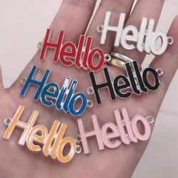 Connettore smaltato Hello metallo zamak argento 16.5x41 mm 1pz colori vari Gioie d'Oriente