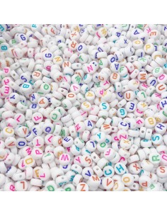 Perle con lettere alfabeto colorate in plastica bianca 7mm 500pz bigiotteria GDO | Gioie d'Oriente