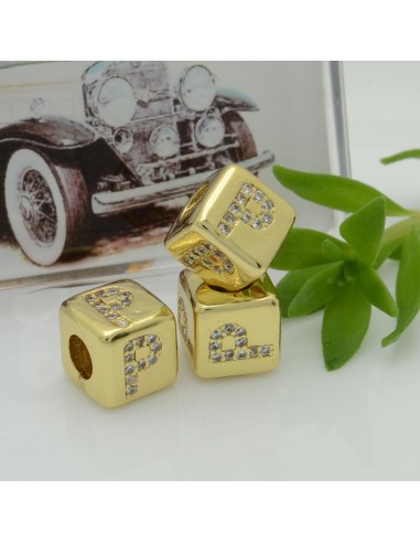 Perlina cubo alfabeto in ottone oro con strass 7,5 mm foro 3,5 mm 1pz Gioie d'Oriente