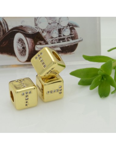 Perlina cubo alfabeto in ottone oro con strass 7,5 mm foro 3,5 mm 1pz Gioie d'Oriente