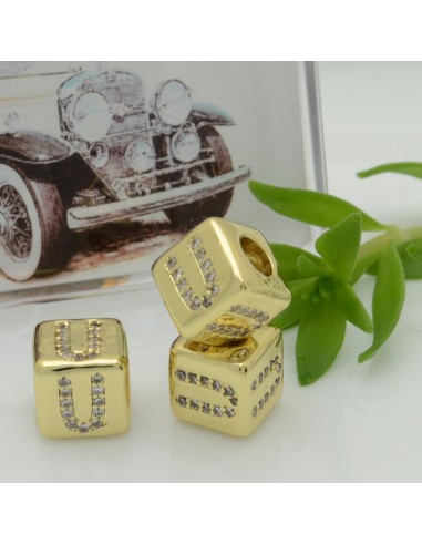 Perlina cubo alfabeto in ottone oro con strass 7,5 mm foro 3,5 mm 1pz Gioie d'Oriente