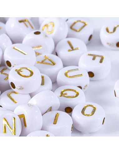 Perle con lettere alfabeto color oro in plastica bianca 7mm 12pz bigiotteria GDO | Gioie d'Oriente
