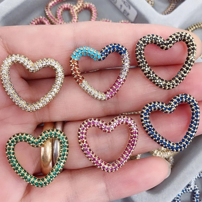 ciondoli forma cuore con zirconi 22 mm varia colore per le tue creazione