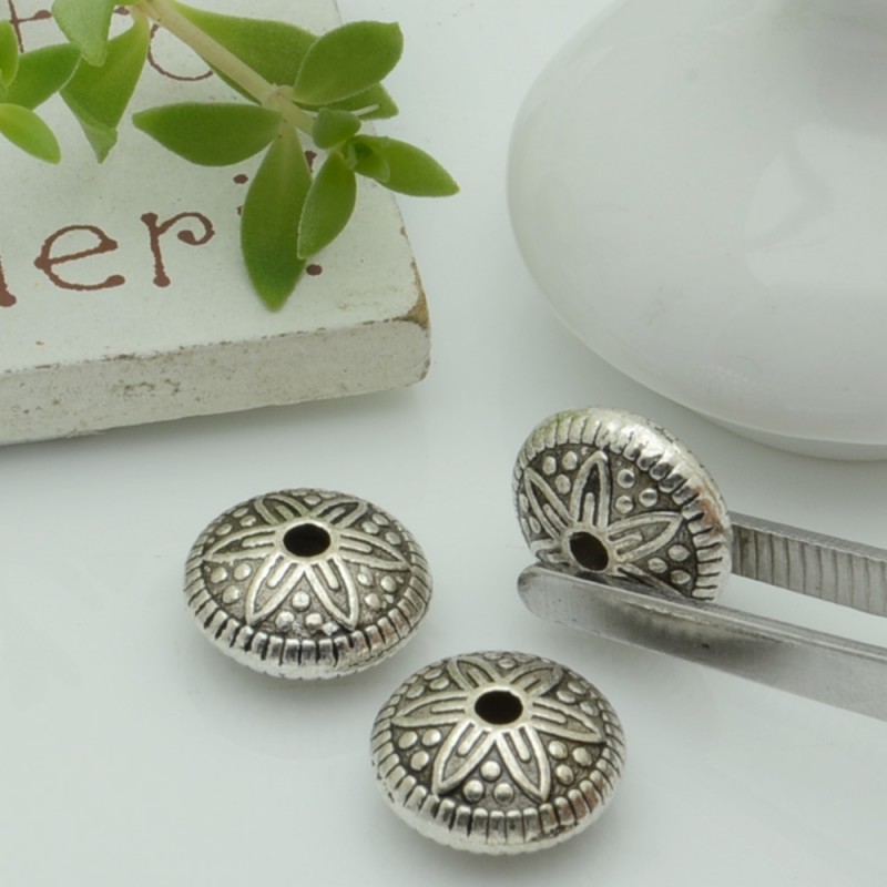Distanziatori Perline con fantasia fiore 11.8 x 6 mm 3 pz in metallo per bigiotteria per le tue creazioni!