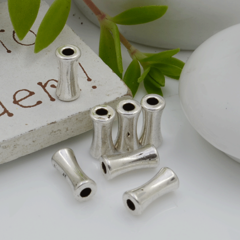 Distanziatori Perline liscio a forma di cilindro 8 x 4 mm 20 pz in metallo per bigiotteria per le tue creazioni!