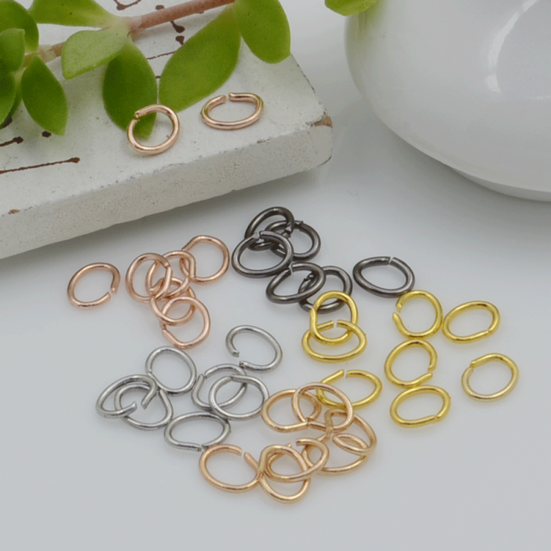 Anellini ovale aperti in ottone filo 0.6 mm dimensione 4 x 5 mm 60 pz fai da te