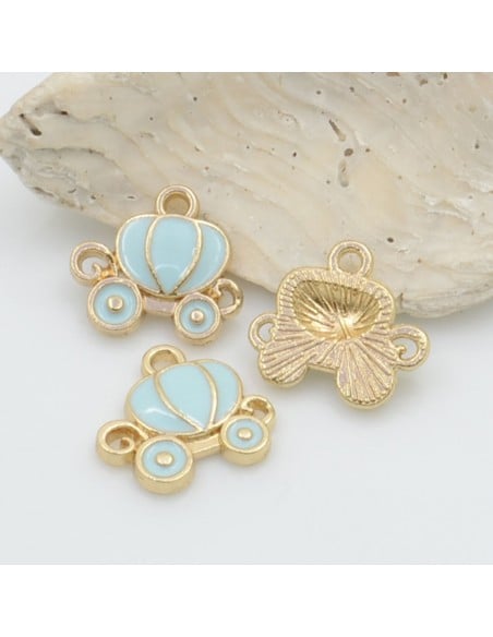 Ciondolo a forma di Carrozza smaltata in ottone 12x13mm 2pz - azzurro | GDO