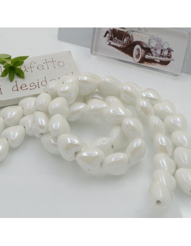 Perle cuore in ceramica colore bianco 12x13mm 1 filo 25pz GDO