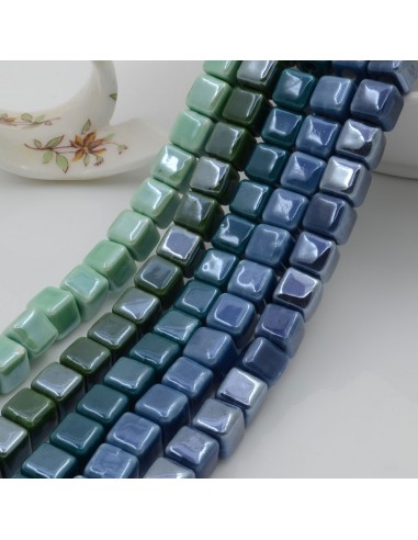 Perle in ceramica quadrata smaltata sul verde e blu 8mm 40pz