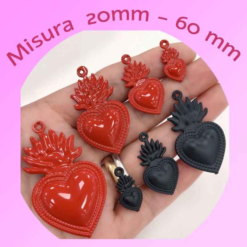 ciondoli forma cuore sacro smaltato rosso e nero in ottone misura varia per le tue creazioni