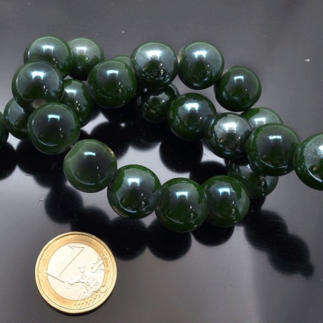 Filo di perle rotonde in ceramica smaltata 16-18 mm 22pz Gioie d'Oriente