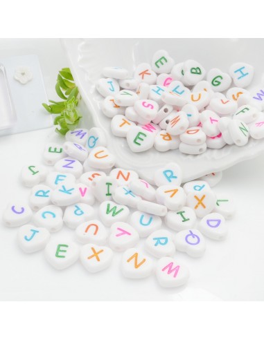 Perle con lettere colorate plastica bianca forma cuore 12mm 180pz bigiotteria GDO | Gioie d'Oriente
