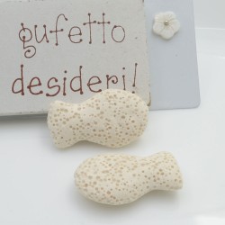 Pietra lavica pesce vari colori 26x16mm 1pz Gioie d'Oriente 2
