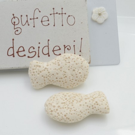 Pietra lavica pesce bianco 26x16mm 1pz Gioie d'Oriente