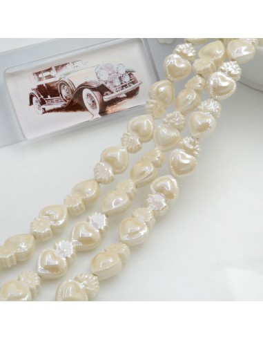 Filo perle a forma di cuore sacro in ceramica luminosa e smaltata colore beige chiaro 16 x 10 mm 20 pz per le tue creazioni!!