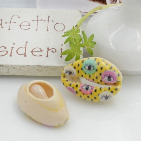Conchiglie smaltate con stampe a fantasia con occhi circa 13x21mm 2pz Gioie d'Oriente