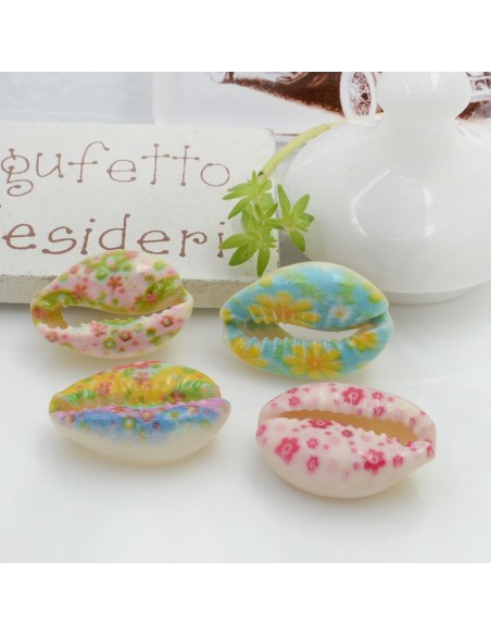 Conchiglie smaltate con stampe a fiorellini varie circa 13x21mm 2pz Gioie d'Oriente
