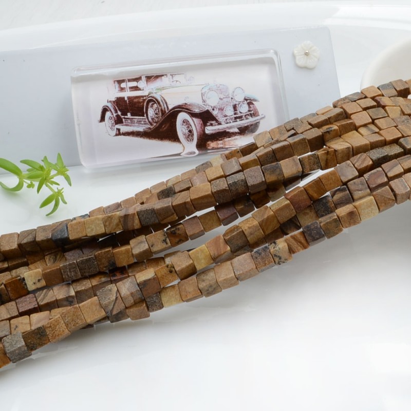 Pietra dura Aulite colore marrone forma cubo liscio 4mm circa 90pz | GDO