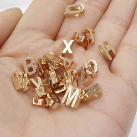 Distanziatore lettera alfabeto in acciaio oro rosa 8mm 1pz Gioie d'Oriente