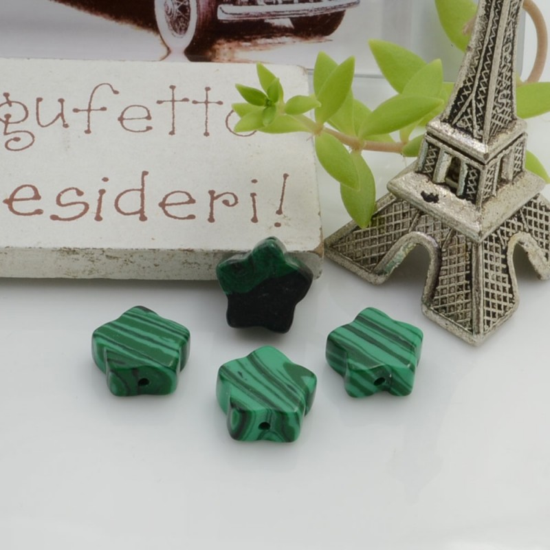 Pietre dure malachite a forma di stella con foro passante 10 mm 1 pz