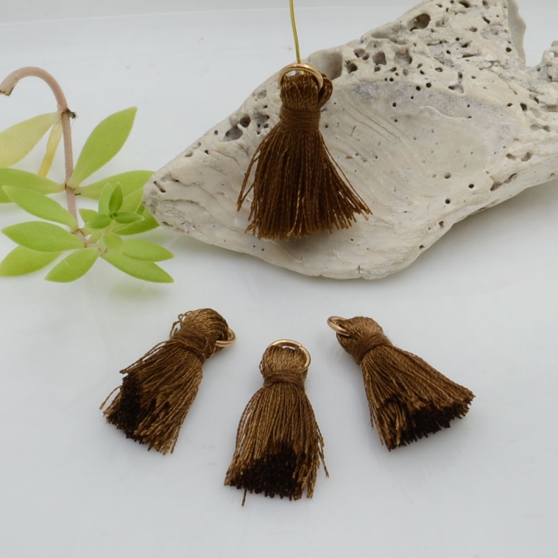 Ciondolo nappina di seta colore marrone 22mm 2pz | GDO