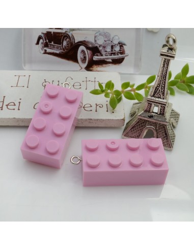 Ciondolo Lego in plastica colore rosa 37 x 16 mm 1 pz con gancio argento in  ottone per le tue creazioni!! Gioie d'Oriente