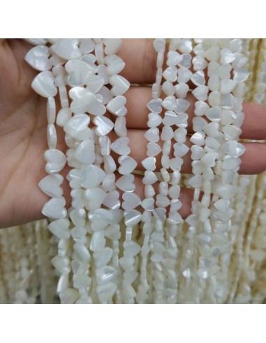 Filo di Cuori di Madreperla naturale bianca con foro orizzontale - Varie misure | GDO