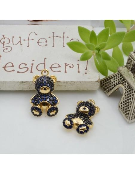 Ciondolo orsetto in ottone con strass colorati 17x11mm 1pz Gioie d'Oriente