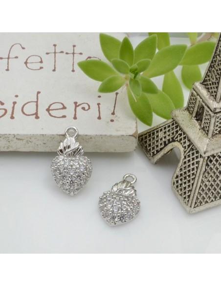 Ciondolo cuore sacro in ottone con strass zirconi 14x8mm 1pz Gioie d'Oriente