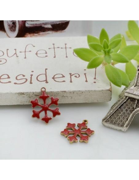 Ciondoli fiocco di neve rosso in ottone smaltato 11x9 mm 2pz Gioie d'Oriente