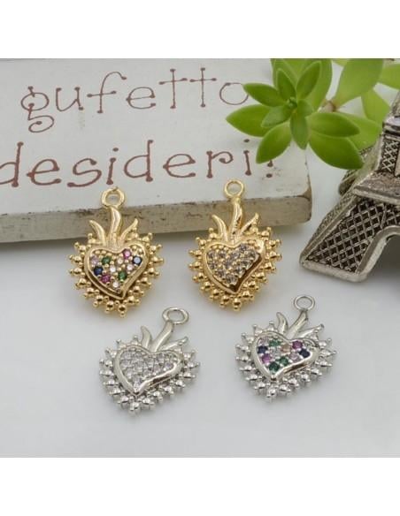 Ciondolo cuore sacro in ottone con zirconi 17 x 11 mm 1pz colori vari Gioie d'Oriente