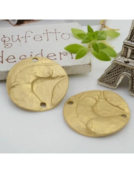 Connettore tondo con design in rilievo in zama 25.5 mm 2pz Gioie d'Oriente