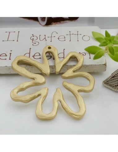 Ciondolo a forma di fiore in zama oro 40 mm 1pz Gioie d'Oriente